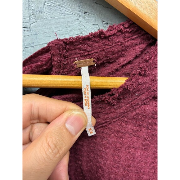 Free People Waffle Knit Long Sleeve Top Women’s Medium Burgundy Textured - Picture 4 of 11